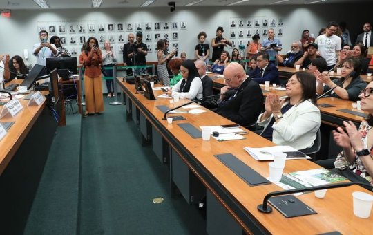 Em audiência na Câmara, políticos aprovam uso medicinal da maconha