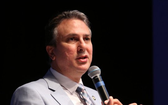 Camilo defende grande pacto nacional para alfabetização de crianças