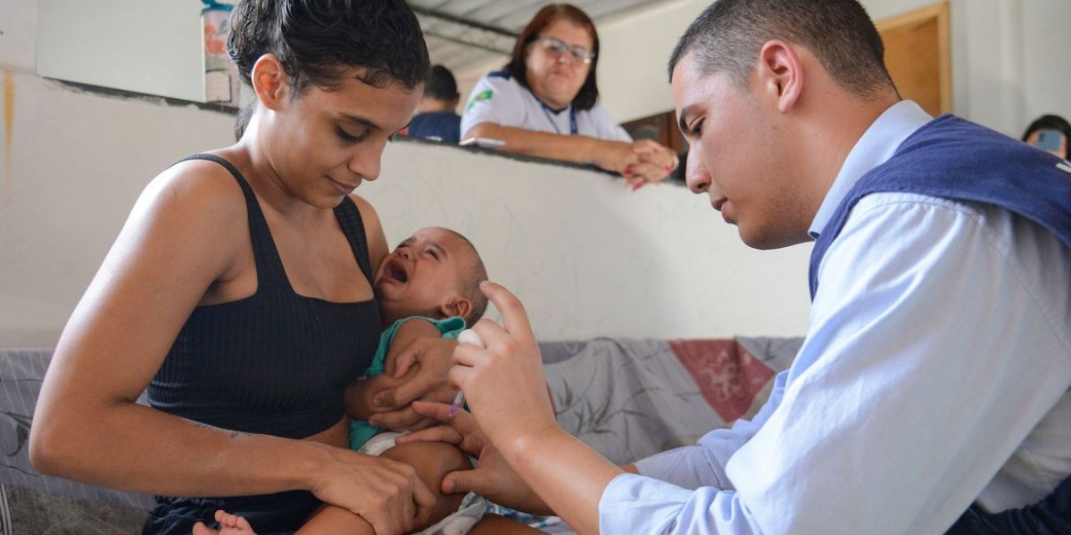 Pesquisadores defendem Brasil protagonista na "diplomacia das vacinas"