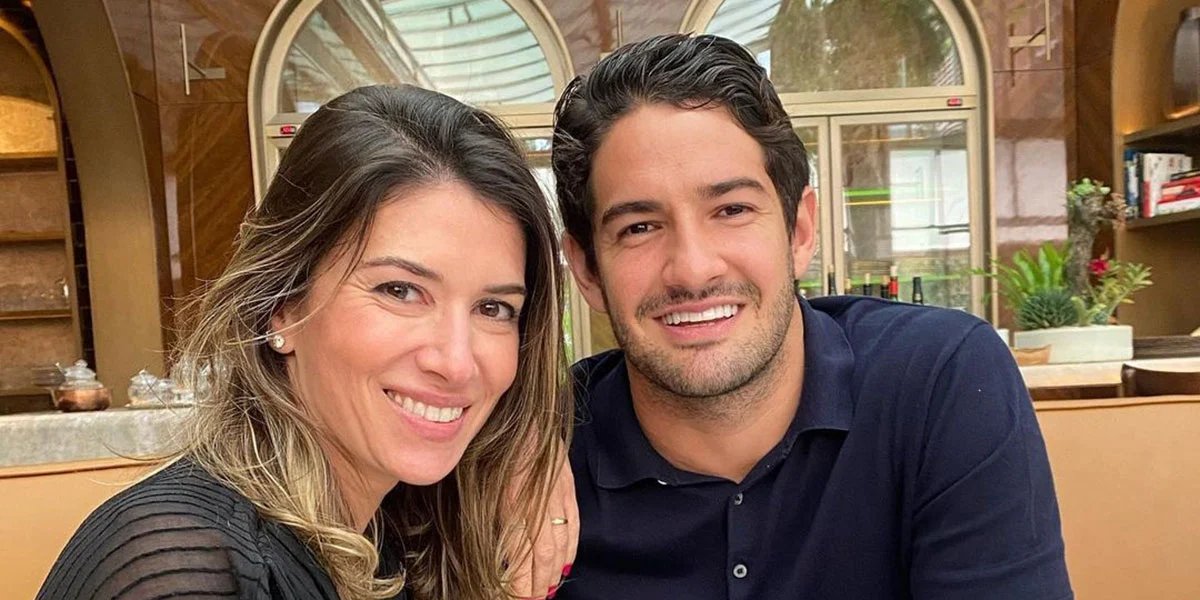 Rebeca Abravanel está grávida de seu primeiro filho com Alexandre Pato