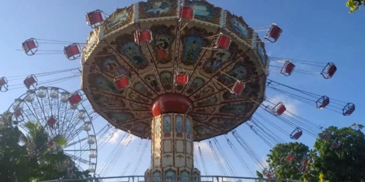 Mulher é arremessada de brinquedo em parque de Pernambuco