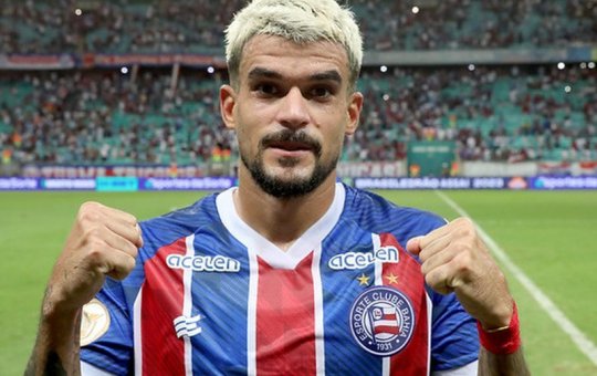Cauly e Léo Cittadini participam de parte de treino do Bahia