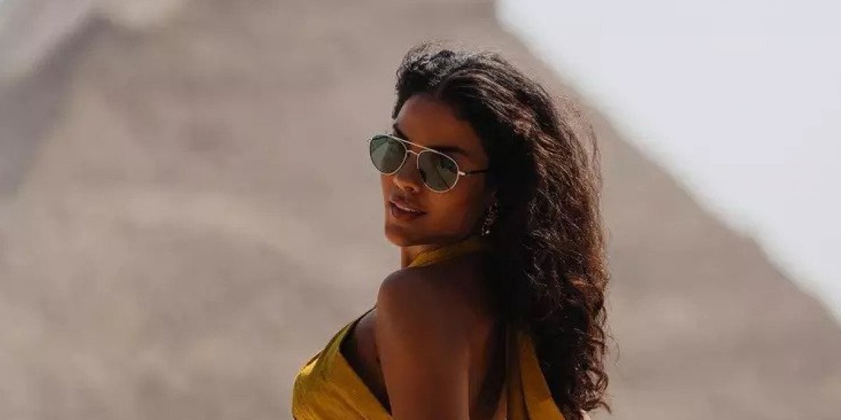 Bella Campos é flagrada curtindo noite de samba com o ex