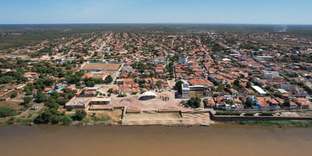 Prefeitura de Cariranha suspende aulas por conta de onda de calor