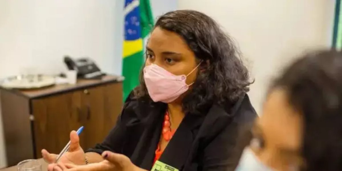 Assessora da Igualdade Racial é exonerada após publicação inadequada