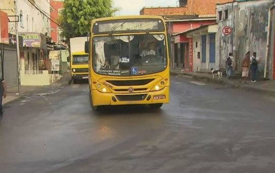 Ônibus param de circular em Valéria durante Operação da PF