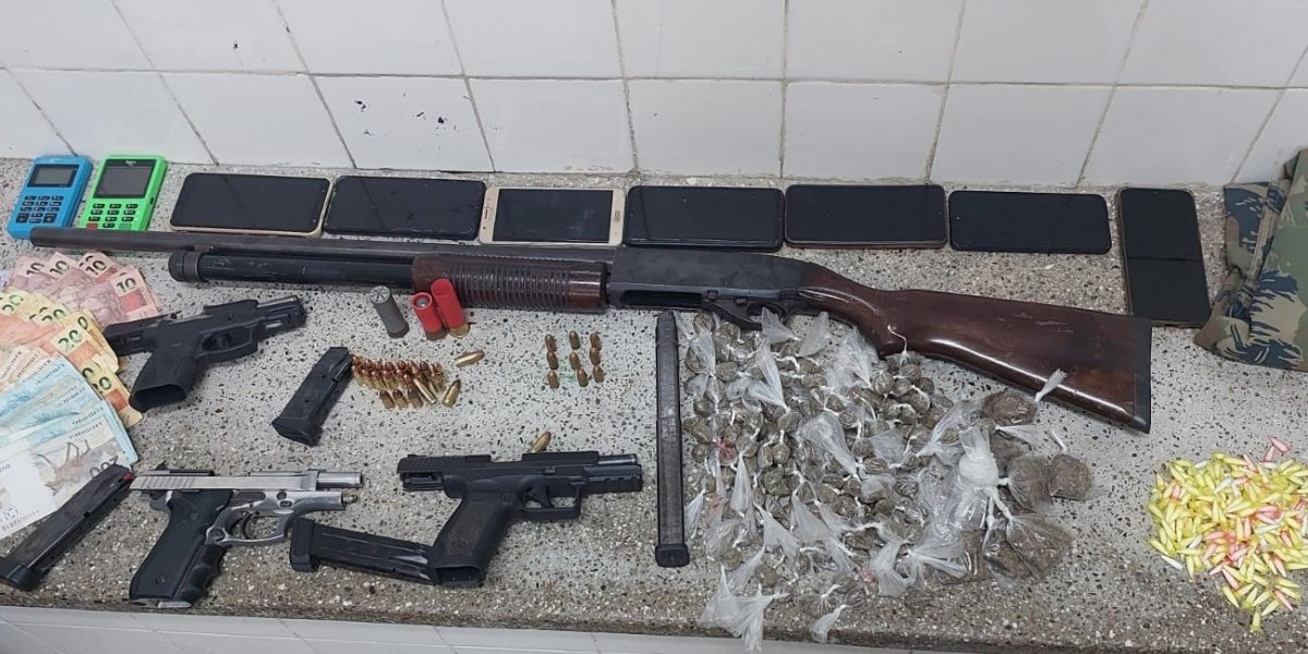 Rondesp apreende armas com líder do tráfico e comparsas em Santo Amaro