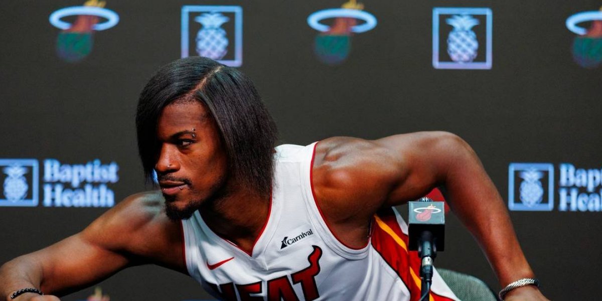 Astro da NBA aparece com novo visual e choca web, veja