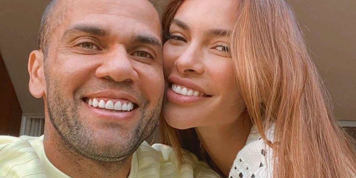 Mulher de Daniel Alves desiste de divórcio e diz que irá apoiar o jogador
