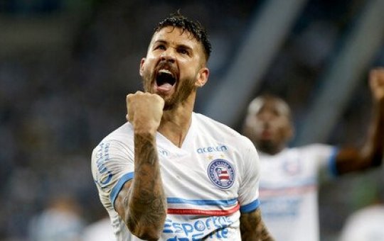 Everaldo vive seca de sete jogos sem marcar