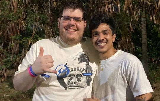 Casimiro nega boatos de que Chico Moedas processaria Luísa Sonza.