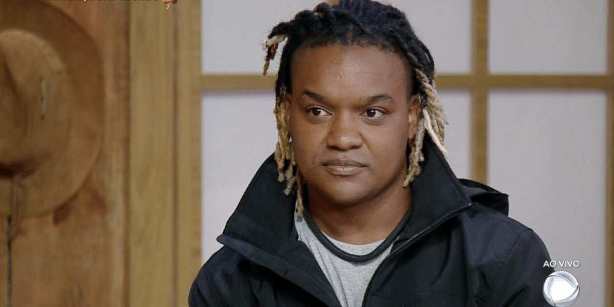 A Fazenda 15: Laranjinha é o segundo eliminado do reality