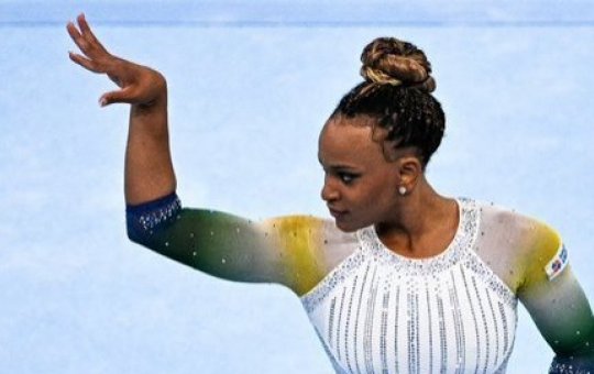 Rebeca Andrade é prata no Mundial de Ginástica Artística