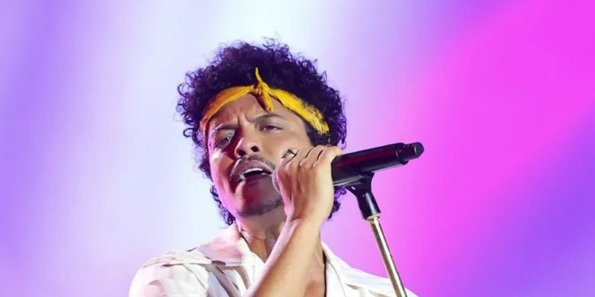 Conflito Israel/Hamas: Bruno Mars está em cidade que está sendo bombardeada