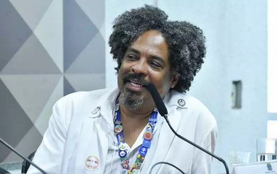 Ministério da Saúde demite Andrey Lemos após vídeo vazado