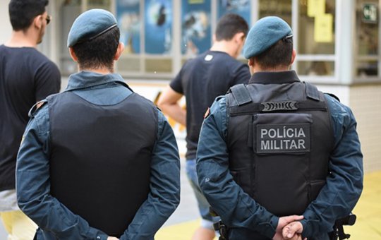 Policial Militar atira em suspeito durante assalto em barbearia de Lauro de Frei
