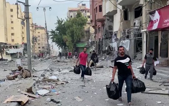 Lula e presidente dos Emirados Árabes conversam sobre Oriente Médio