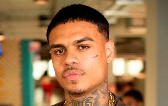 Mc Cabelinho manda indireta para Bella Campos em nova música