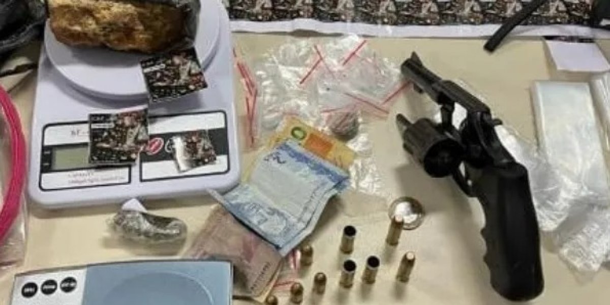 Homem que mantinha mulher em cárcere privado morre em cofronto com a PM