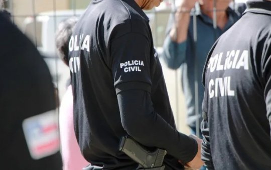 Menino de 4 anos morre após ser atingido pela irmã com disparo de espingarda