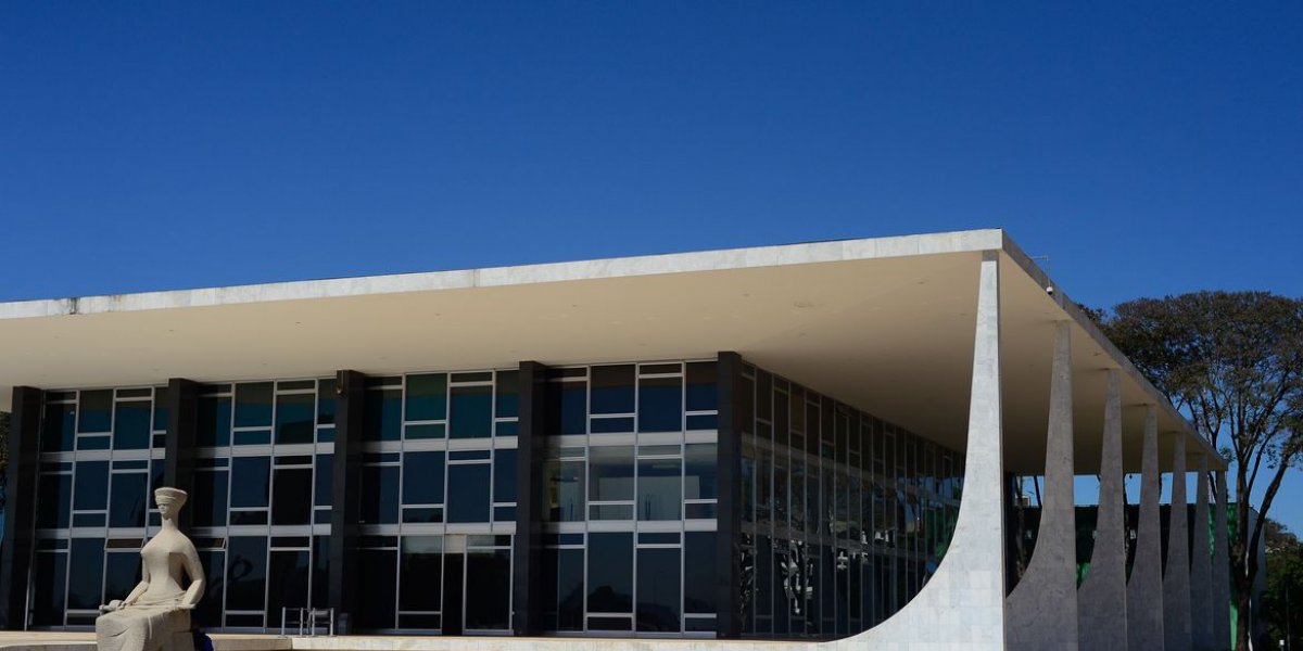 STF tem maioria para condenar mais oito réus por atos golpistas