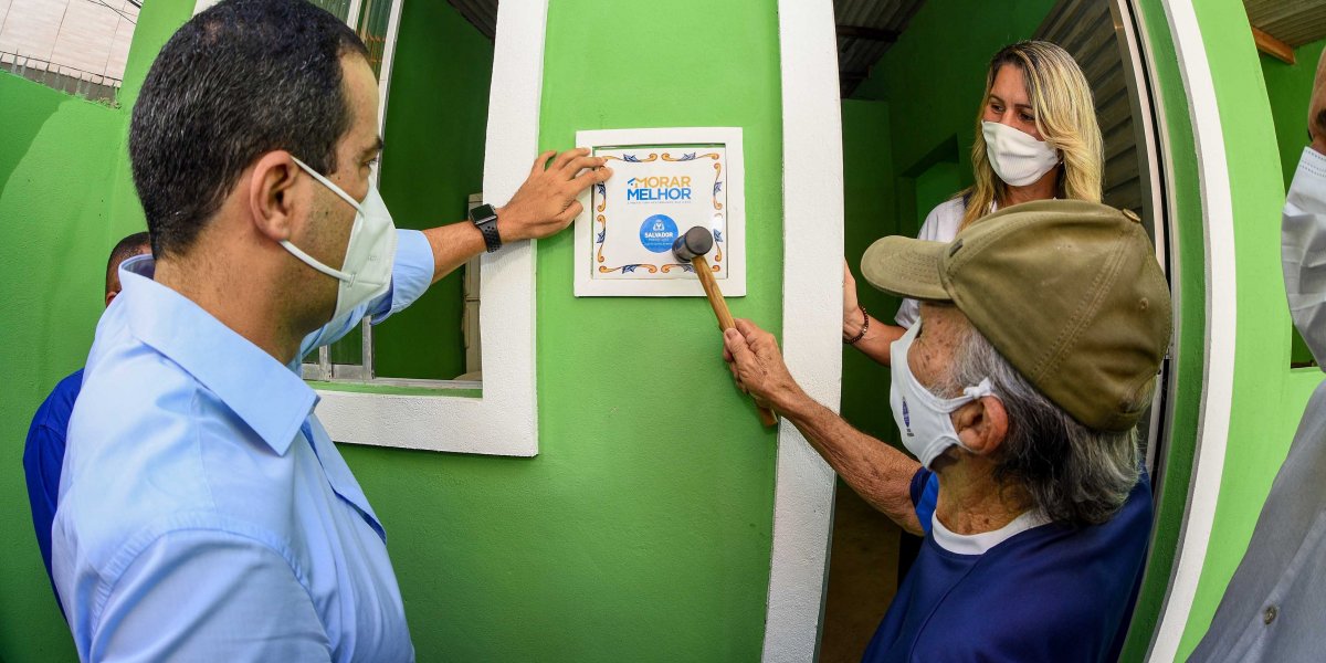 Prefeitura de Salvador entrega 200 imóveis reformados pelo Morar Melhor