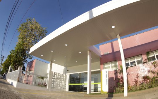 Criminosos invadem maternidade e assaltam acompanhantes de pacientes