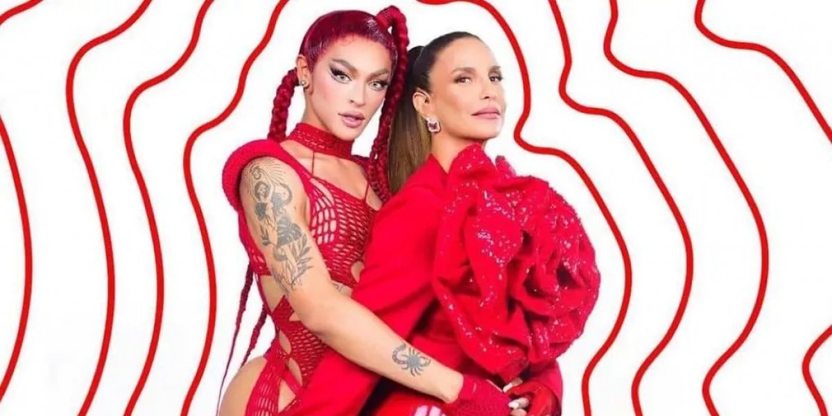 Sobe no Trio: Ivete Sangalo recebe Pablo Vittar no Farol da Barra