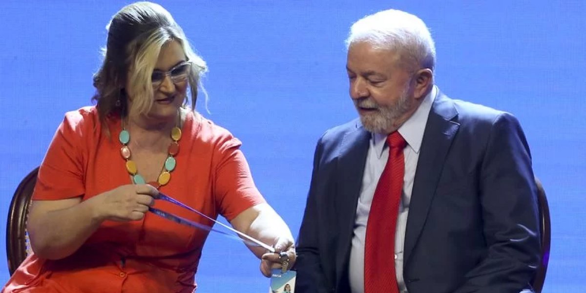 Lula demite Rita Serrano da presidência da Caixa Econômica