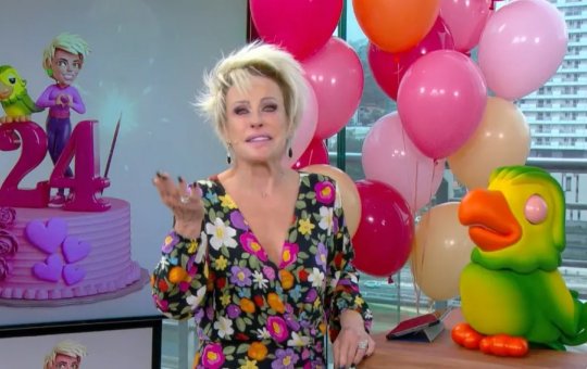 Ana Maria Braga chora em edição comemorativa de 24 anos do "Mais Você"