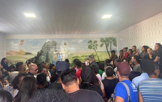 Corpo de Sara Mariano é enterrado em Salvador