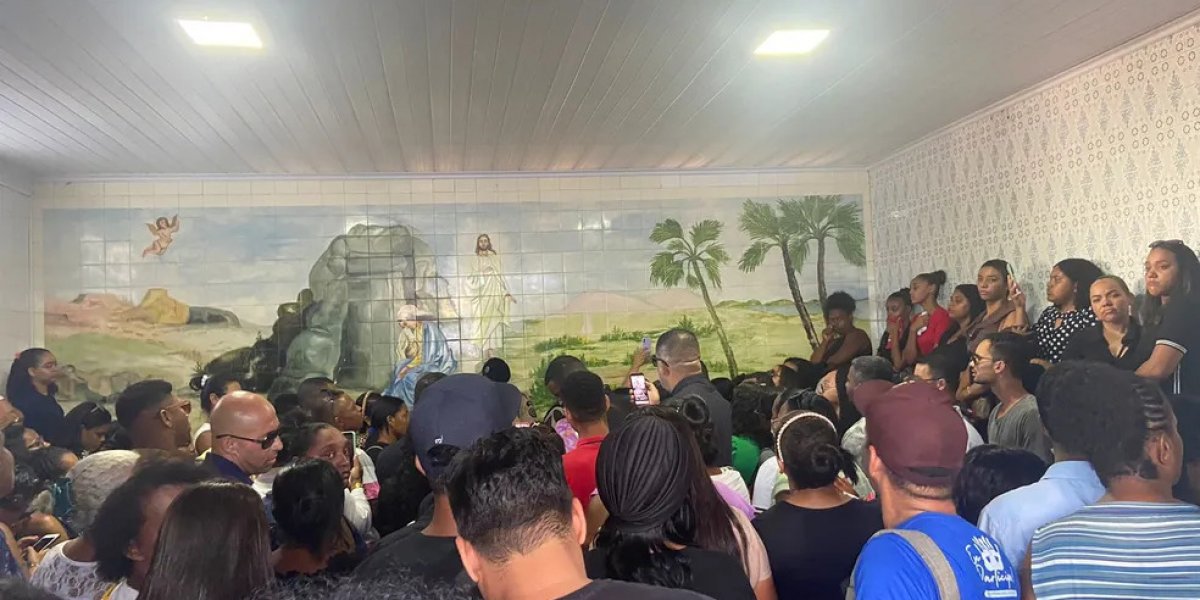 Corpo de Sara Mariano é enterrado em Salvador