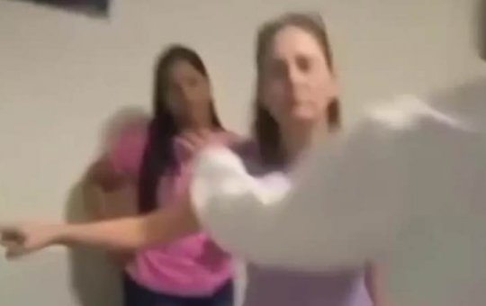 Mulher que foi atacada por esposa de ginecologista se pronuncia