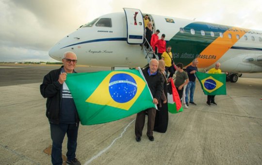 Grupo de repatriados vindo da Cisjordânia chega ao Brasil
