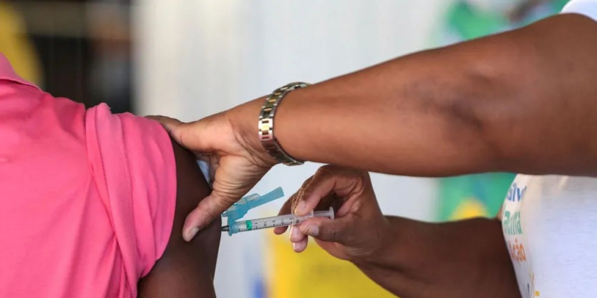 Casos de Covid-19 tem alta de mais de 130% na Bahia