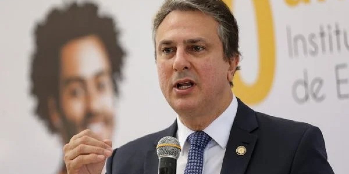 Bancos começam renegociação de dívidas do FIES: Saiba mais