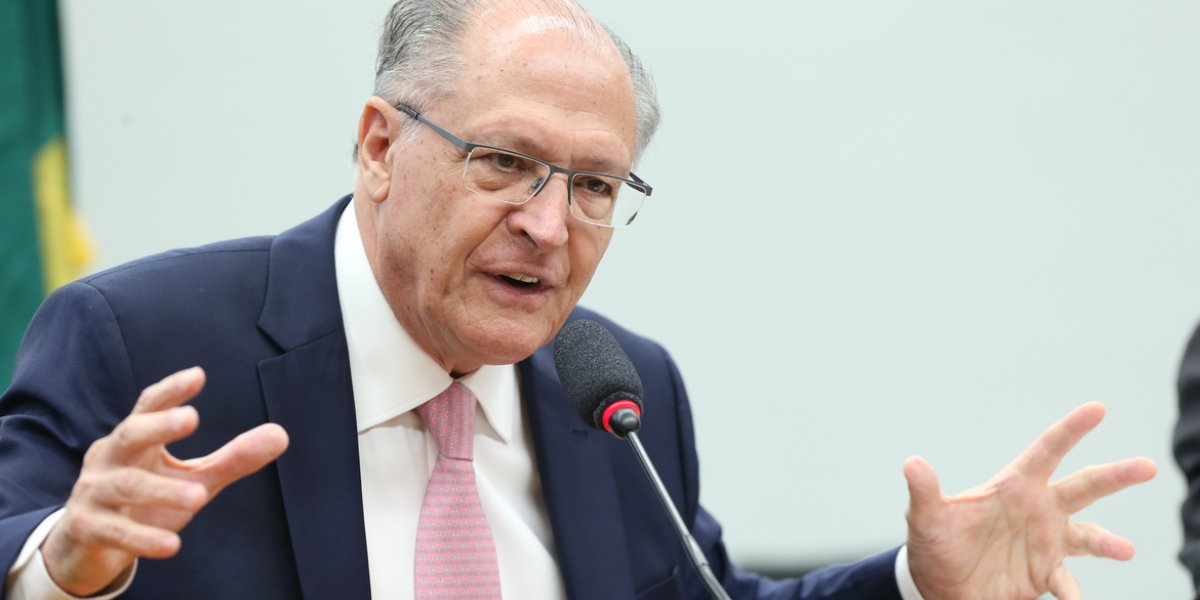 Meta fiscal de 2024 está em discussão e não foi definida, diz Alckmin