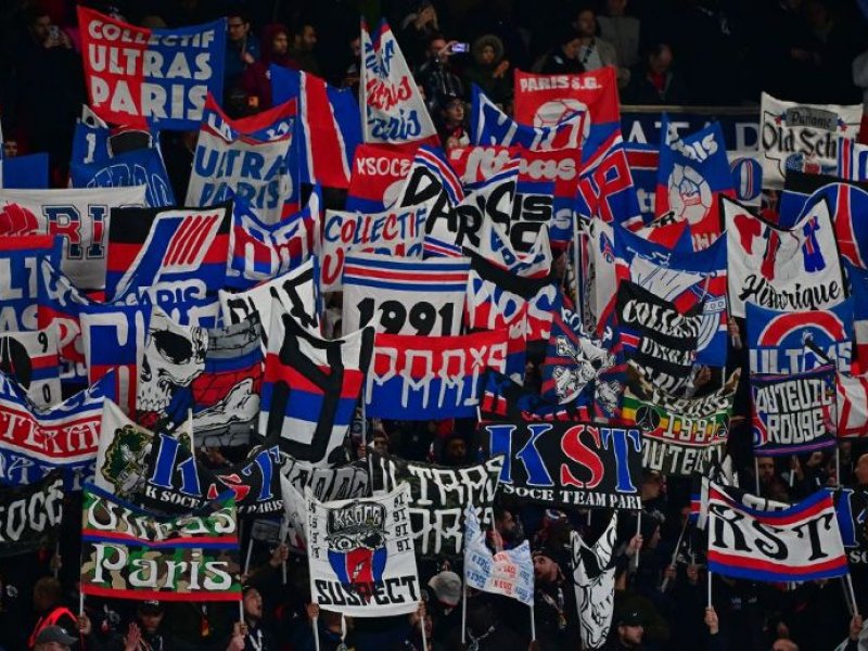 Torcedor do PSG é esfaqueado após briga com torcida do Milan antes de jogo