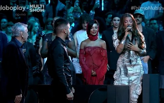 Após polêmica na F1, Ludmilla canta Hino Nacional no Prêmio Multishow 2023