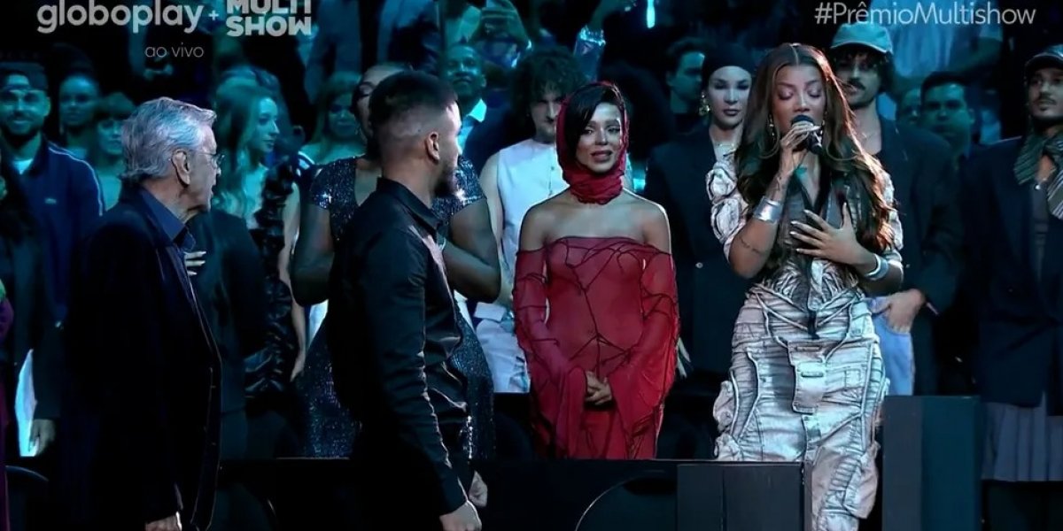 Após polêmica na F1, Ludmilla canta Hino Nacional no Prêmio Multishow 2023