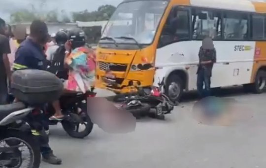Homem morre após acidente entre motocicleta e micro-ônibus em Salvador