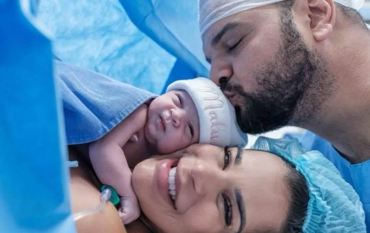 "Minha vida está completa", diz Mari Antunes com nascimento da primogênita