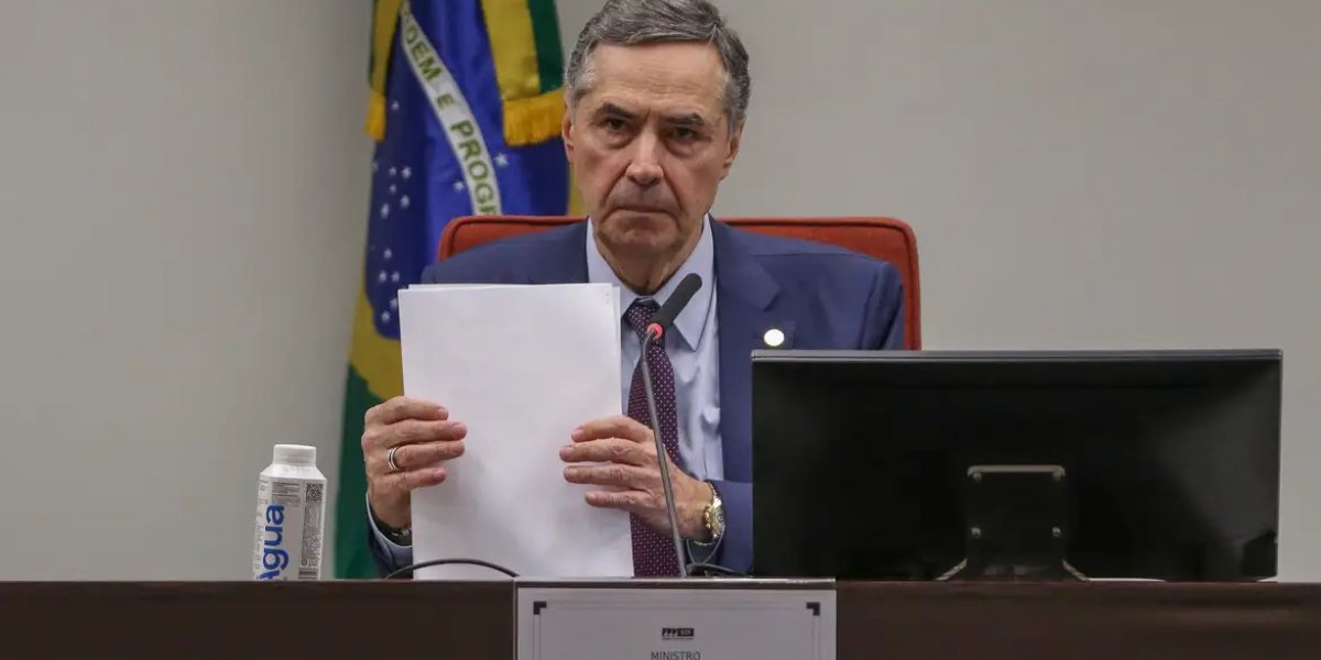 Barroso defende política de cotas nas universidades