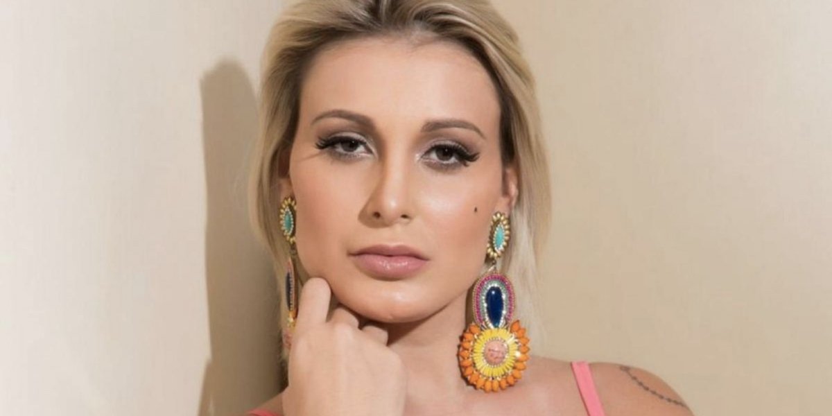 Andressa Urach se arrepende de doação de R$ 2 milhões para Igreja Universal
