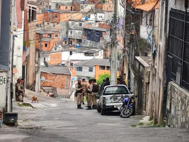 Mulher é encontrada morta com marcas de tiros no bairro de Tancredo Neves