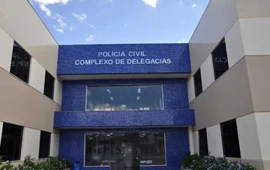 Tiros dentro de quarto de motel em Feira de Santana termina com prisões