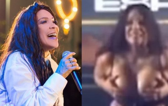 Cantora da banda Calcinha Preta surpreende ao mostrar os seios em show