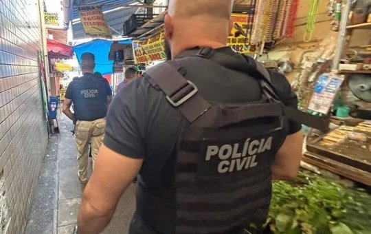 Homem arromba escritório e furta mais de R$ 70 mil de empresário