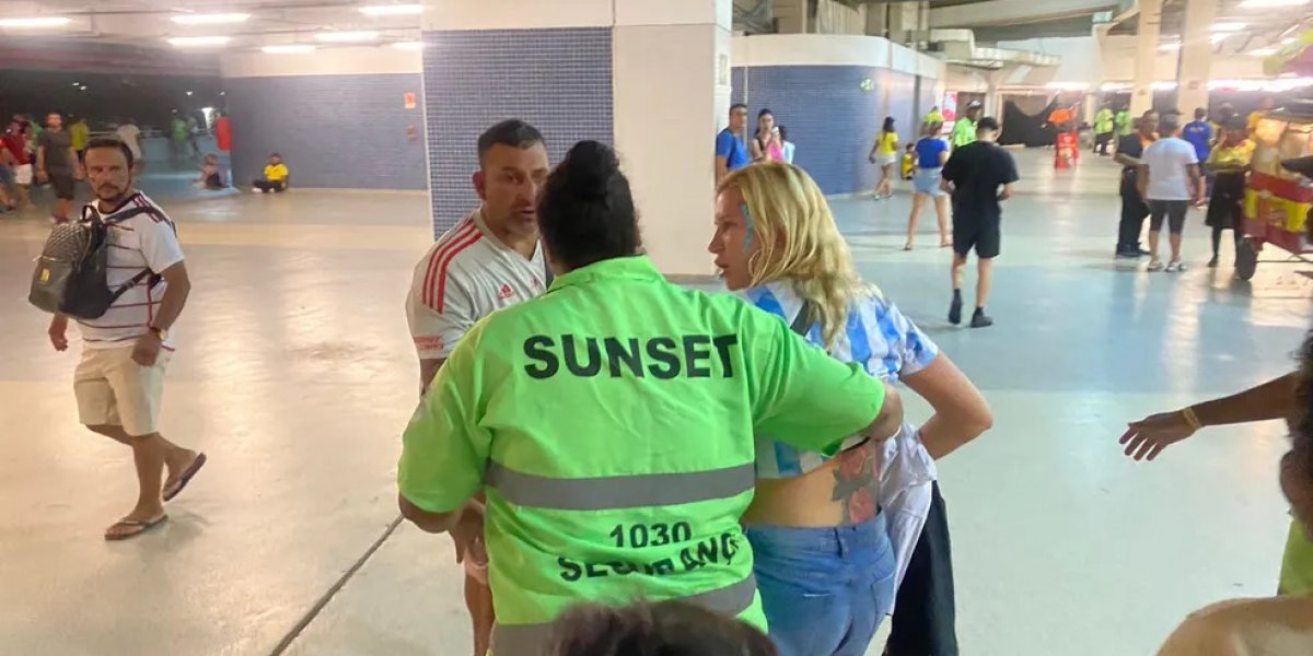 Torcedora da Argentina é presa após cometer racismo contra brasileira