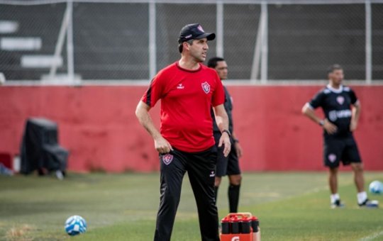 Titulares do Vitória ganham folga e não viajam para duelo contra a Chapecoense